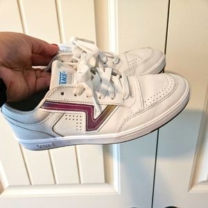 Vans white rainbow logo women's size 9